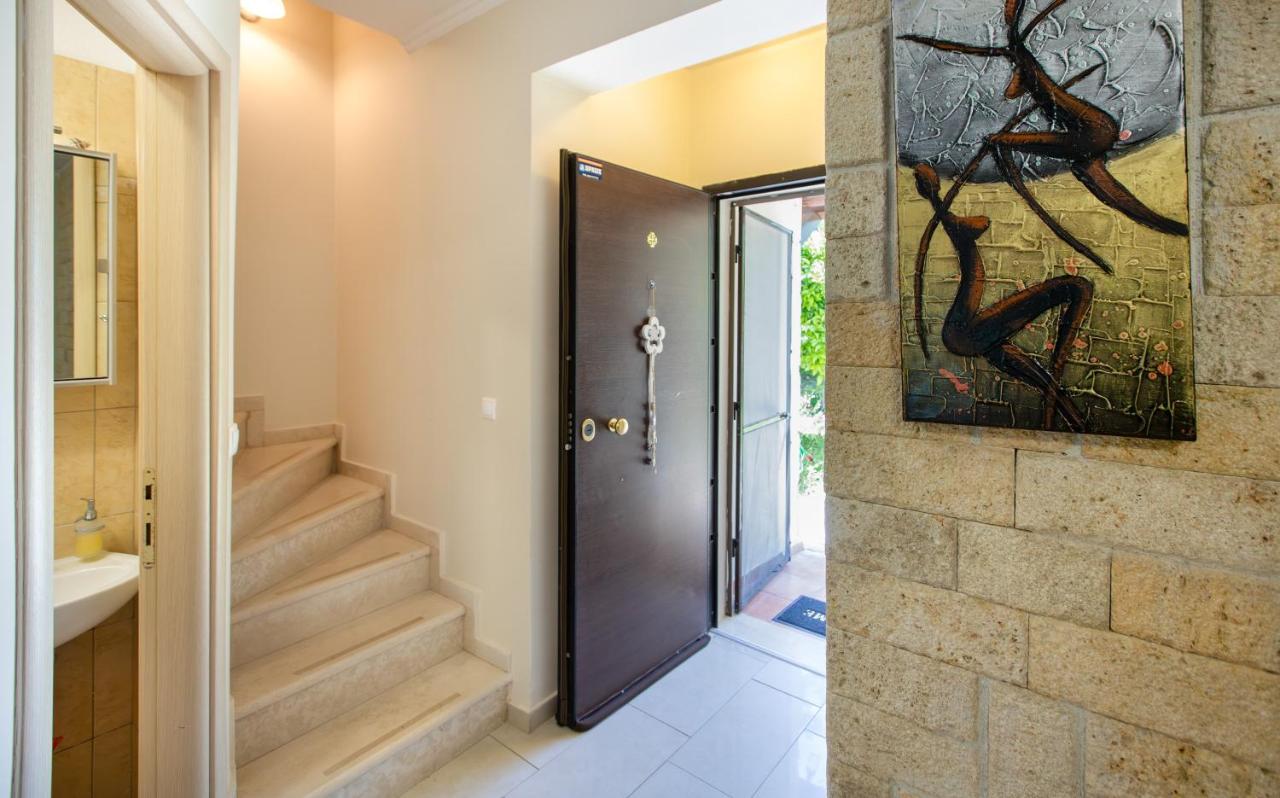 Saba Villa by RentalsPro - Hanioti Halkidiki - Bed and Breakfast Hanioti