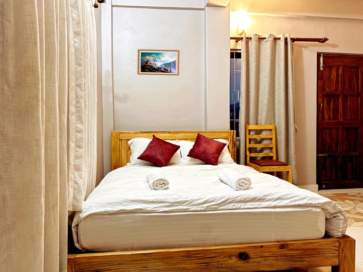 Amigo Studio Inn Pokhara - Chambres d’hôtes