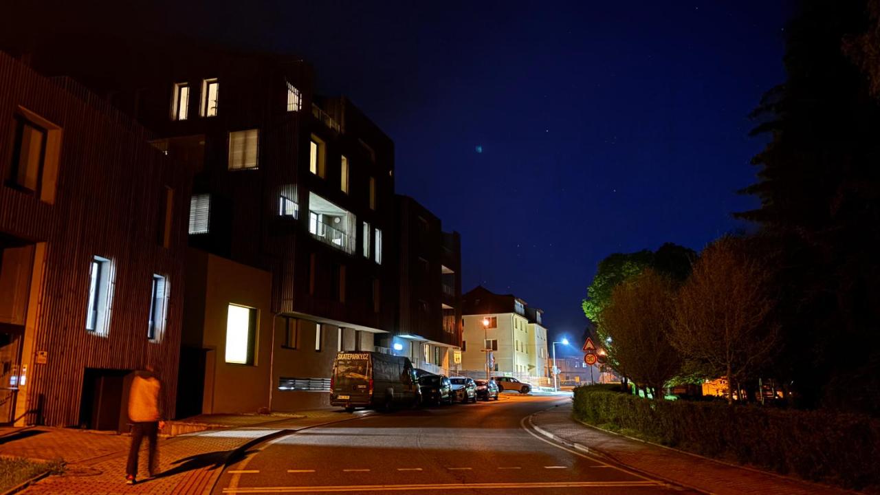 Jezerní apartmán s terasou a saunou v Lakepark Residence - B&B Doksy