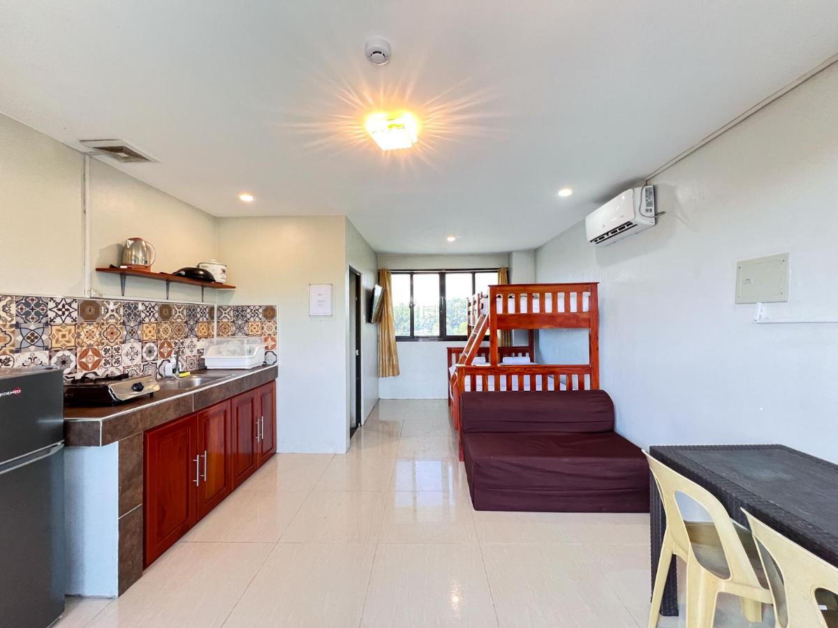 Studio Apartment with Sea View