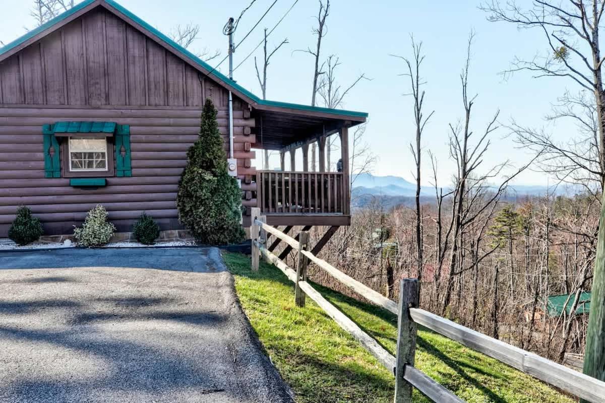 Amazing Views! Hot Tub,Pool Table,Fireplace,Relax! - B&B