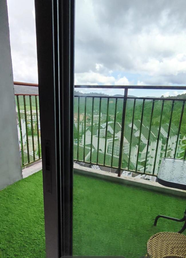 Almira Homestay - Bed and Breakfast