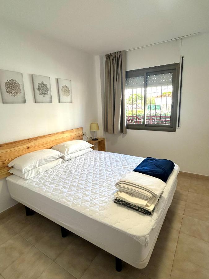 One-Bedroom Apartment with Pool View