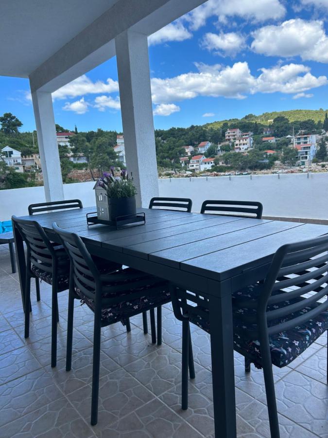 Hvar beach vacation - B&B