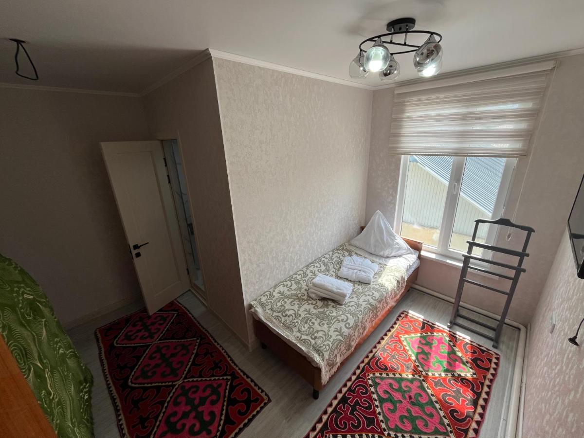 Single Room with Private Bathroom