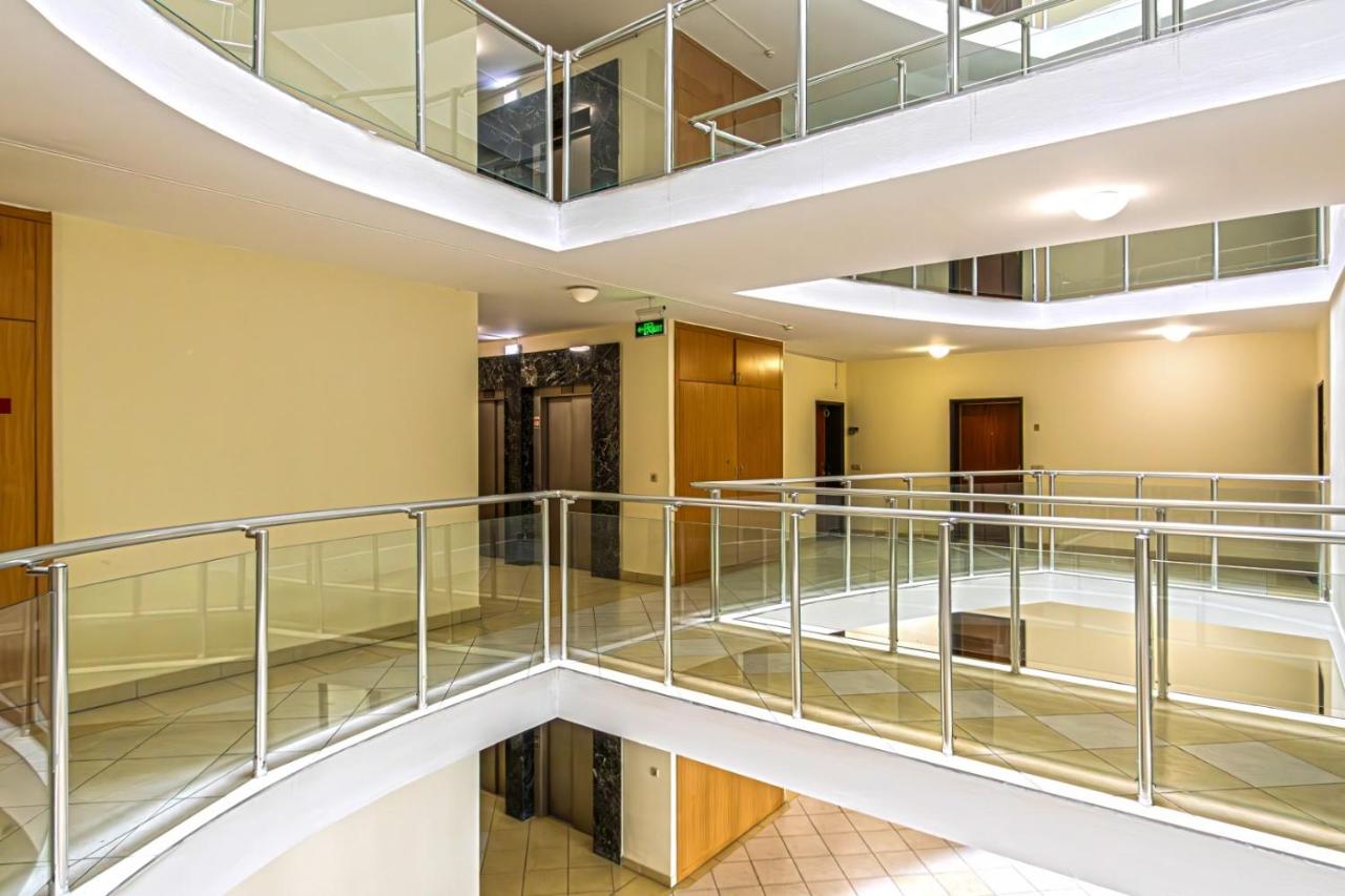 Dioro Luxury Residence - Free garage parking - 3 separate bdr - 2bathr - AC - Self check-in - Chambres d’hôtes Budapest