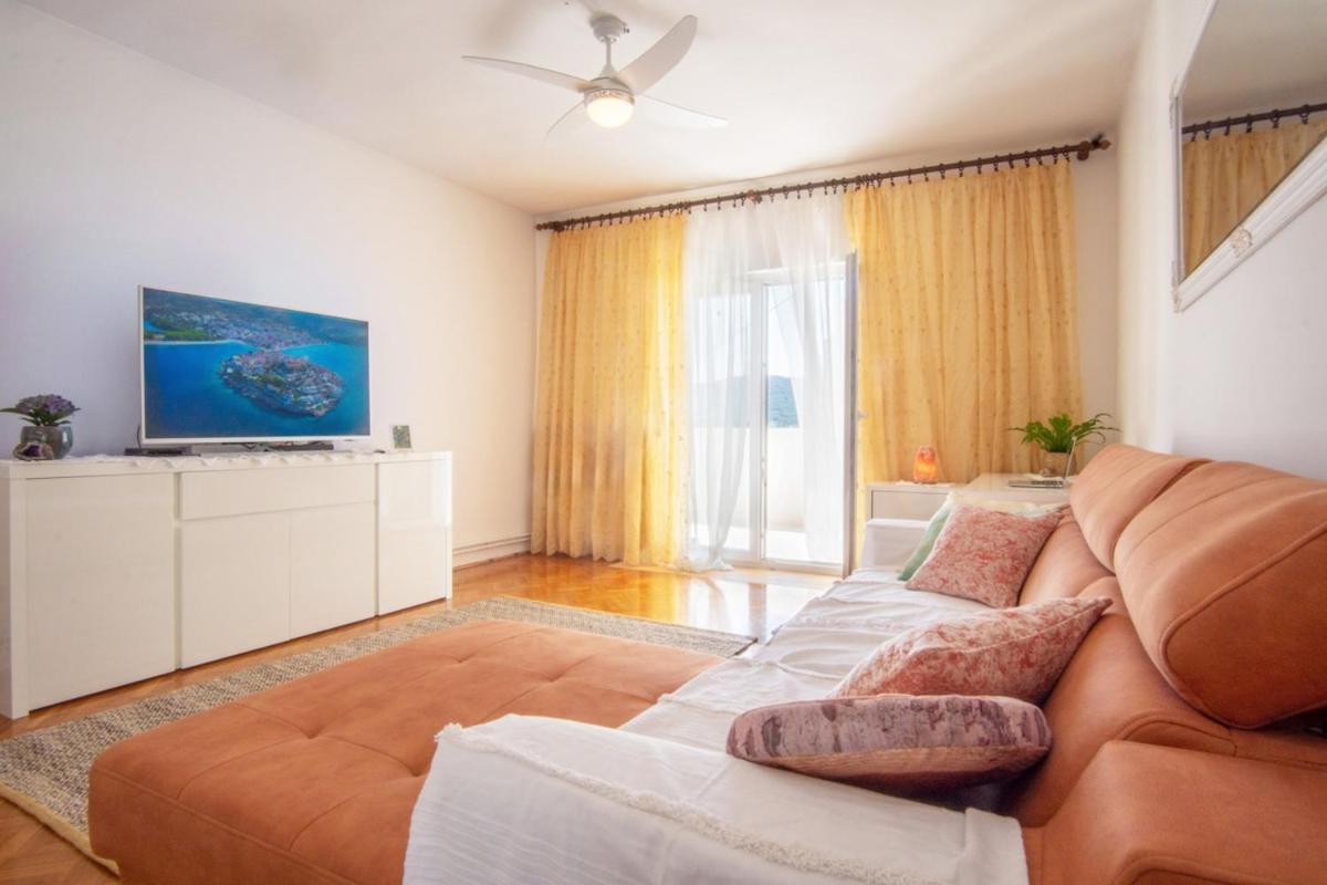 Apartmani Ljubljeni - B&B Primošten