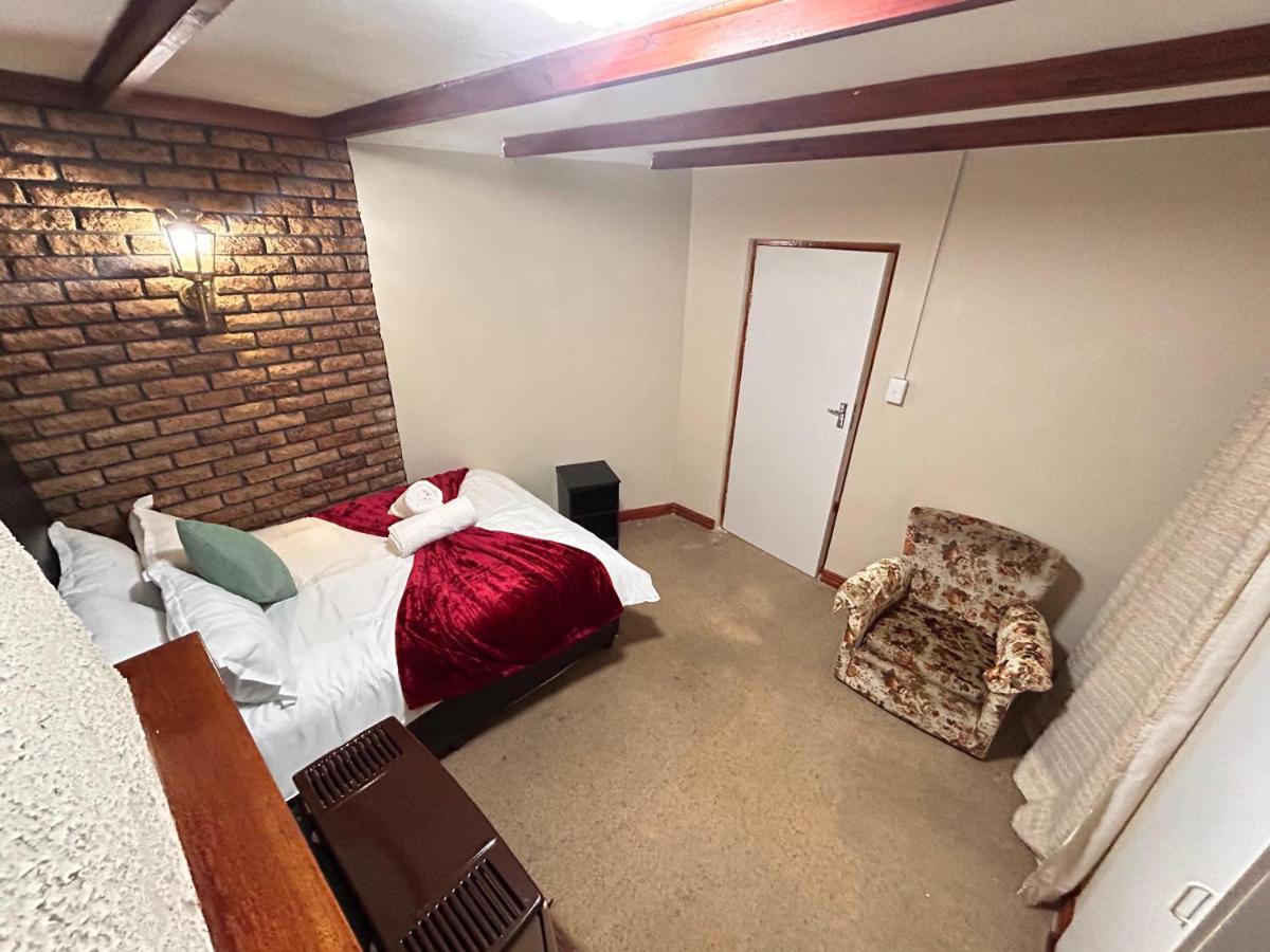 Chambre Lits Jumeaux Standard avec Salle de Bains Commune