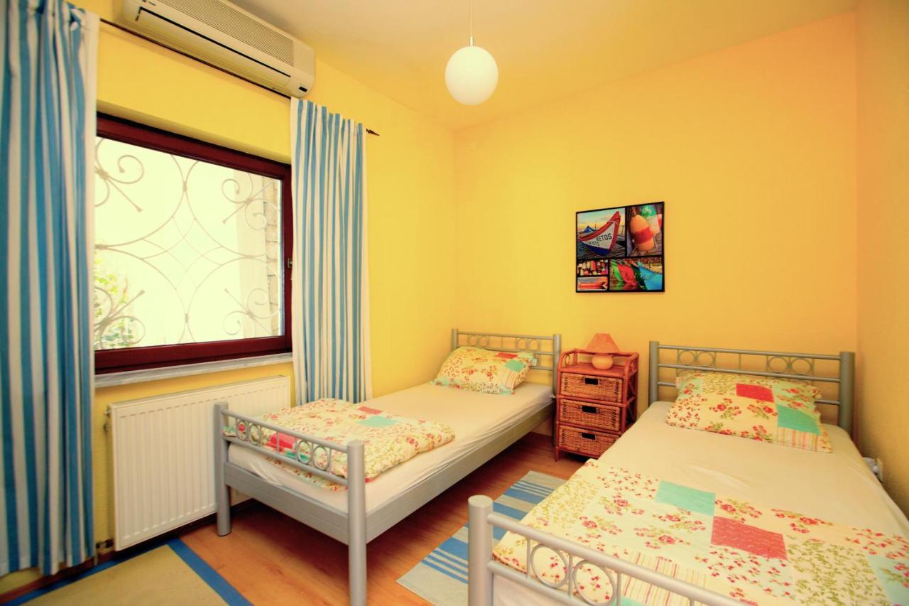Two-Bedroom Apartment with Balcony and Sea View