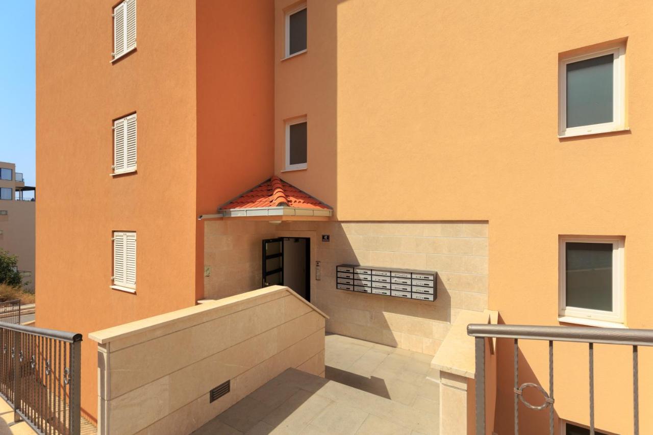 Apartment with private parking and sea view - B&B Dubrovnik