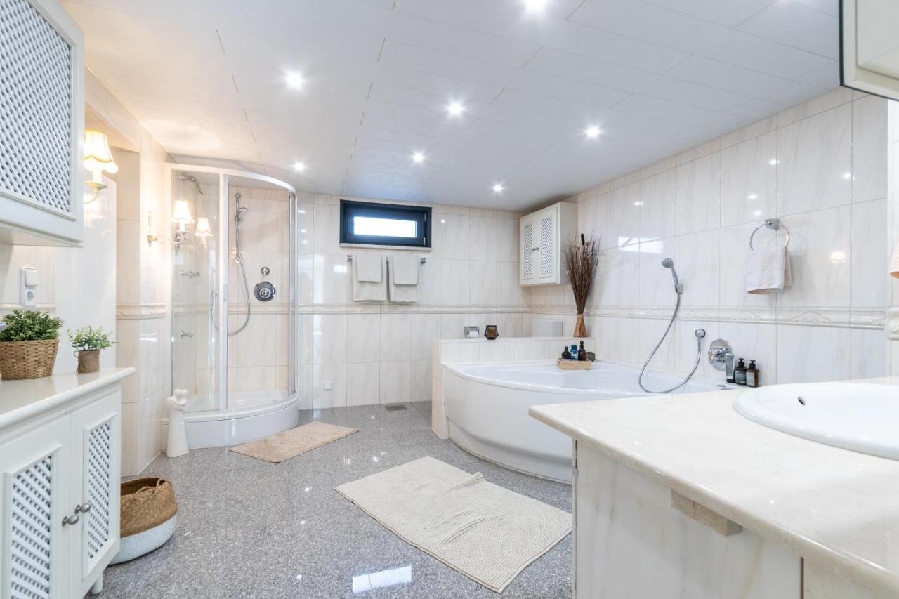 Eifelbergversteck Große und moderne Einliegerwohnung in Mayen - Chambres d’hôtes Mayen