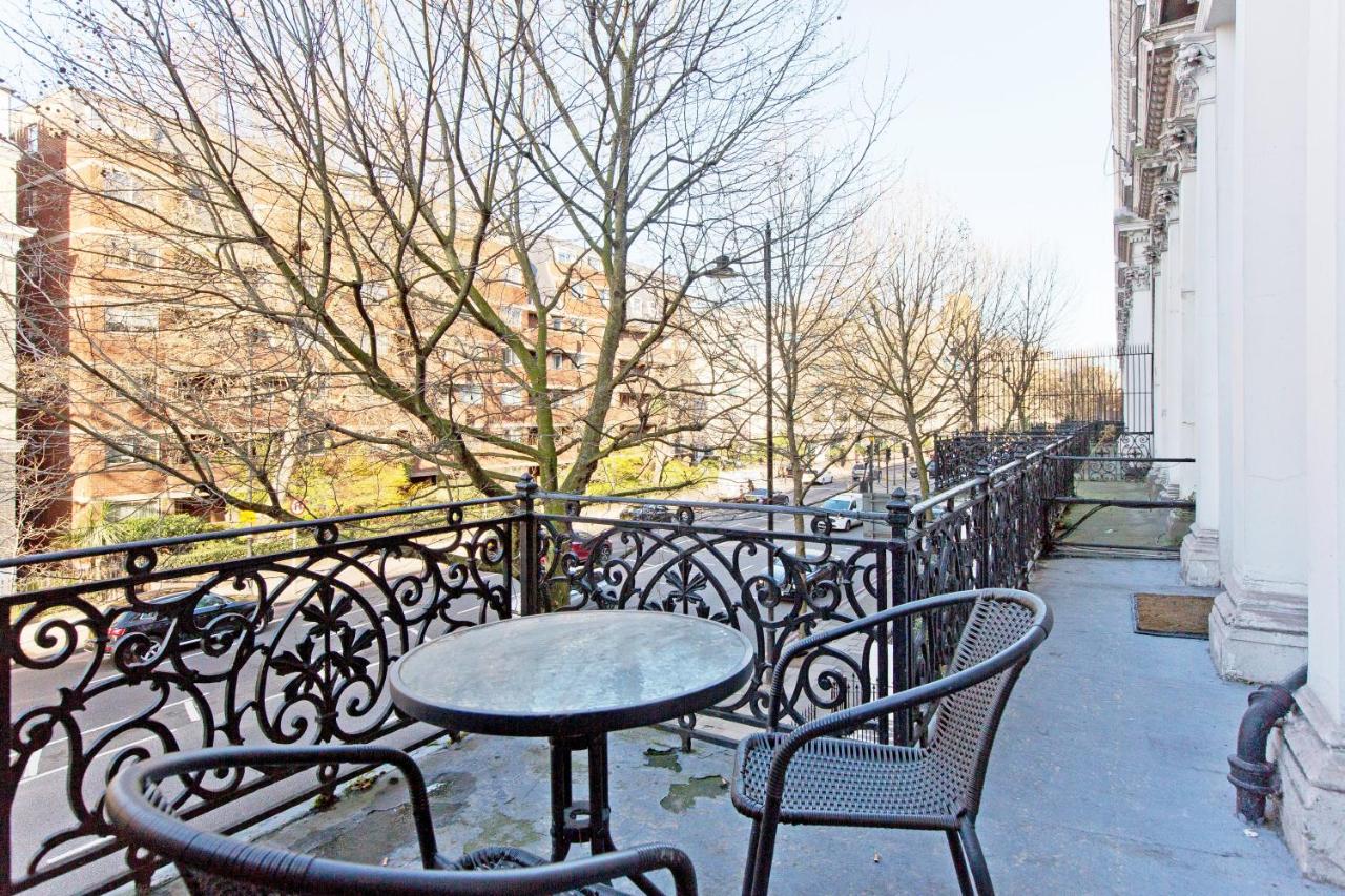 Beautiful Modern 1BR with Balcony - B&B Londra