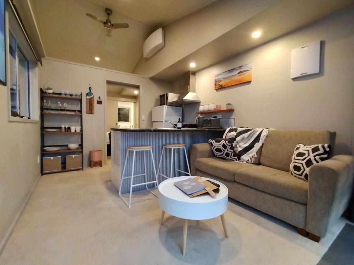 Neptunes Nest Couples Retreat - Ferienwohnung