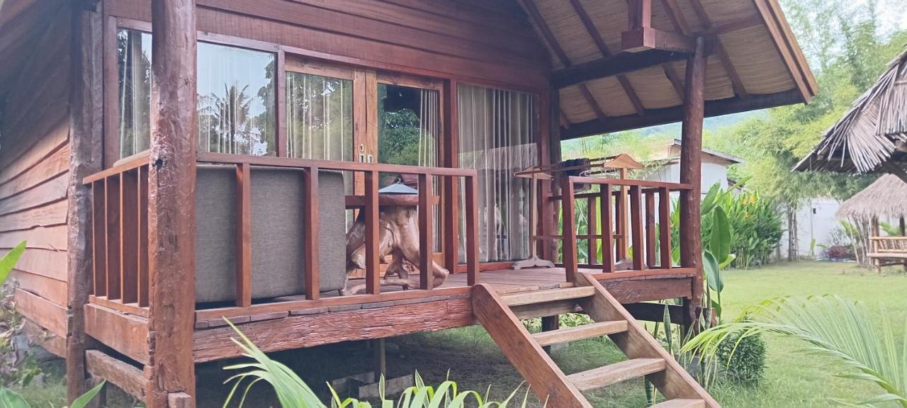 Aisyah Villa - B&B