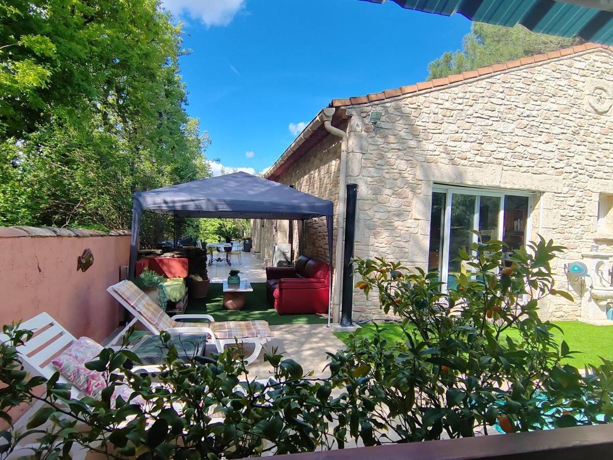Villa privée, piscine chauffée, jacuzzi et sauna - B&B