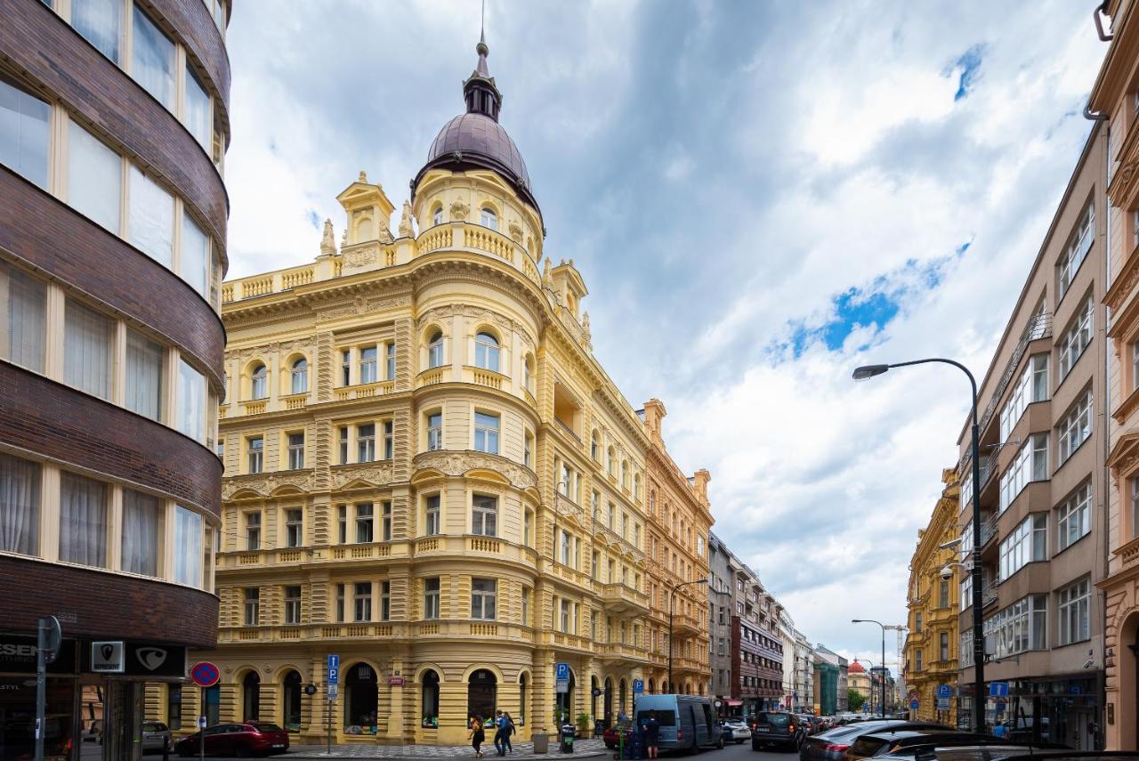 Stevan Apartment - Bed and Breakfast Praag