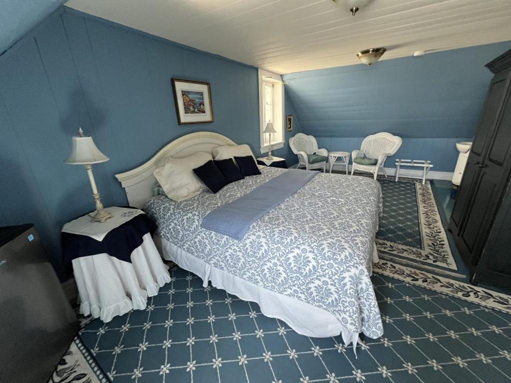 Queen Room with Sea View