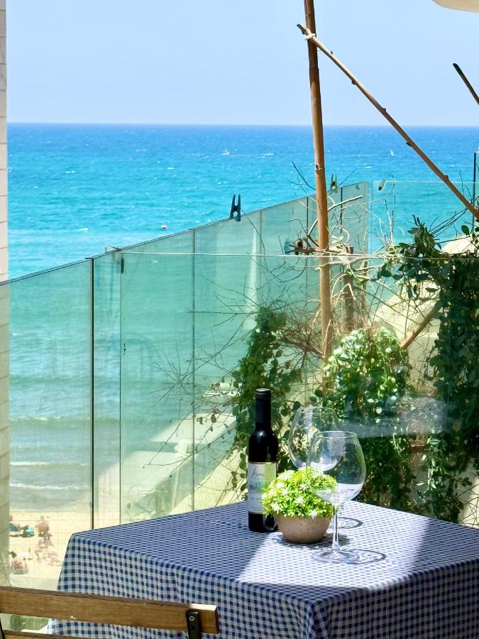 Alonas Apartments 2BR view apartment - Ferienwohnung Haifa