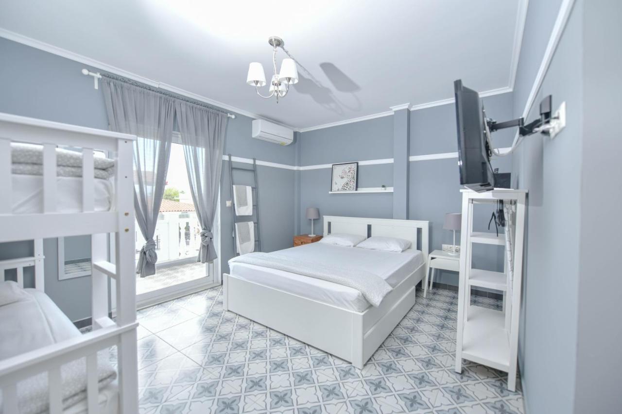 Classic Quadruple Room