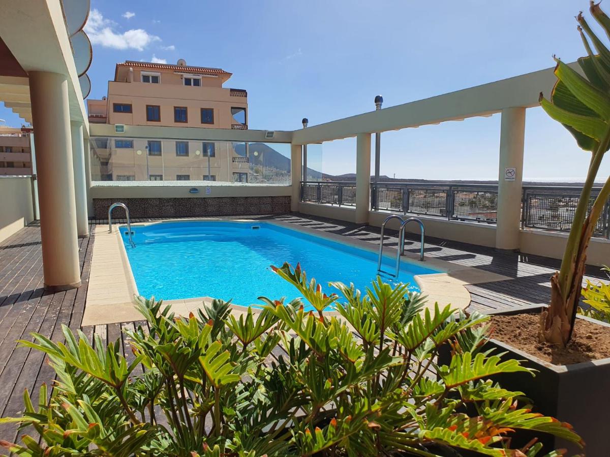 Ocean Vista Elegant Two Bedroom Duplex with Sea Views from All Terraces Great Location in Palm Mar - Ferienwohnung Palm-Mar