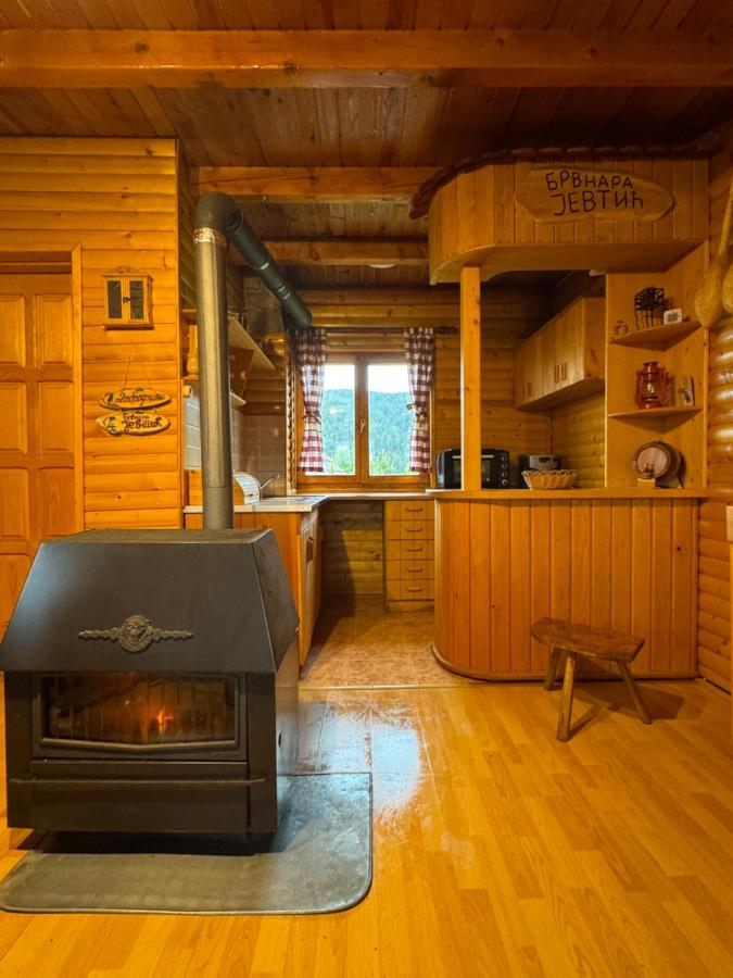 Brvnara Jevtic, Tara - B&B Mokra Gora