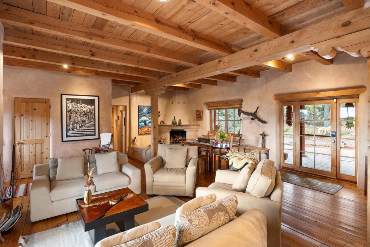 Serene Historic Santa Fe with Sunset Views - B&B