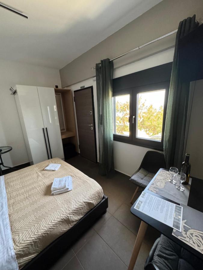 Studio Double Deluxe