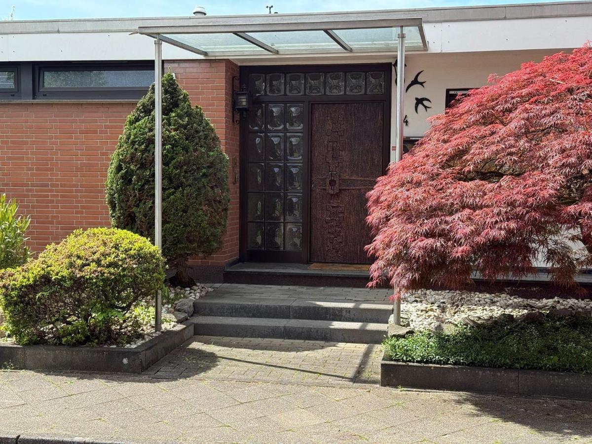 Superior Haus 120 qm mit Garten - B&B Düsseldorf