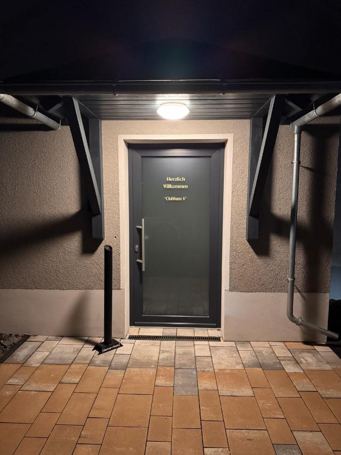 CLUBHAUS 6 - gemütliche DG-Wohnung mit Balkon, Badewanne & Netflix - Ferienwohnung Worbis