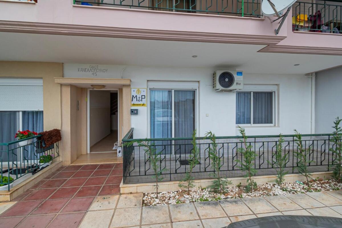 M&P Apartment by RentalsPro - Nea Moudania Halkidiki - Chambres d’hôtes Néa Moudhaniá