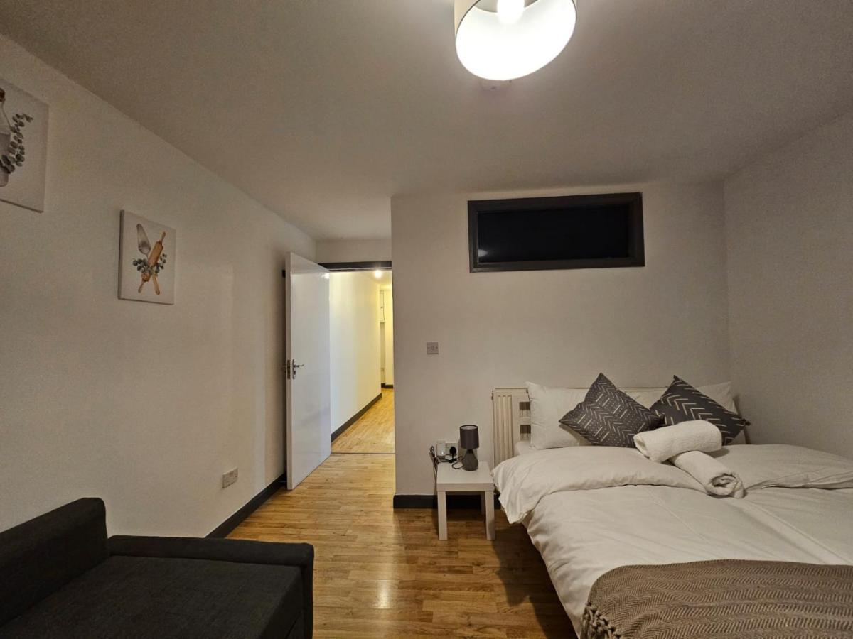 Vierbettzimmer mit Gemeinschaftsbad