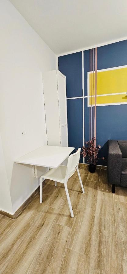 Appartamento con 2 Camere da Letto
