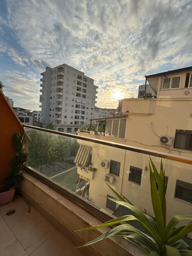 R&M modern beach apartment 50m from the sea and free parking - B&B