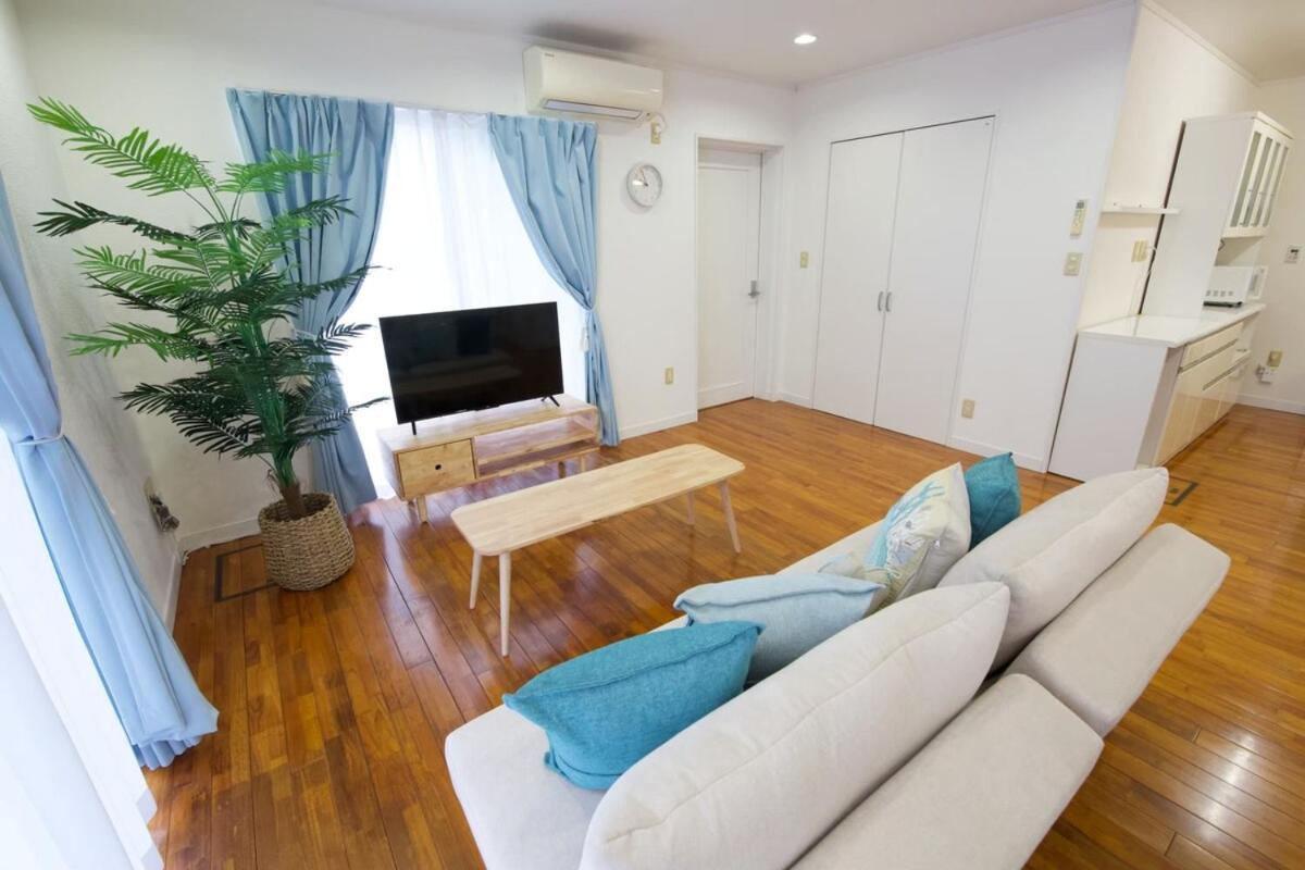 青の家 - B&B
