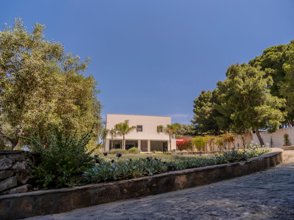 villa degli ulivi salento design resort - B&B