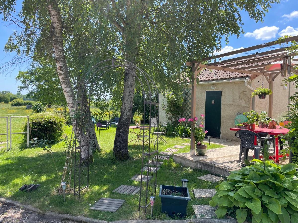 STUDIO EN AUVERGNE Le ruisseau - B&B
