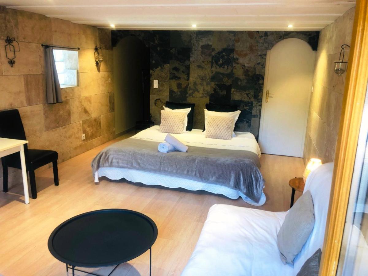 Chambre Familiale avec Douche