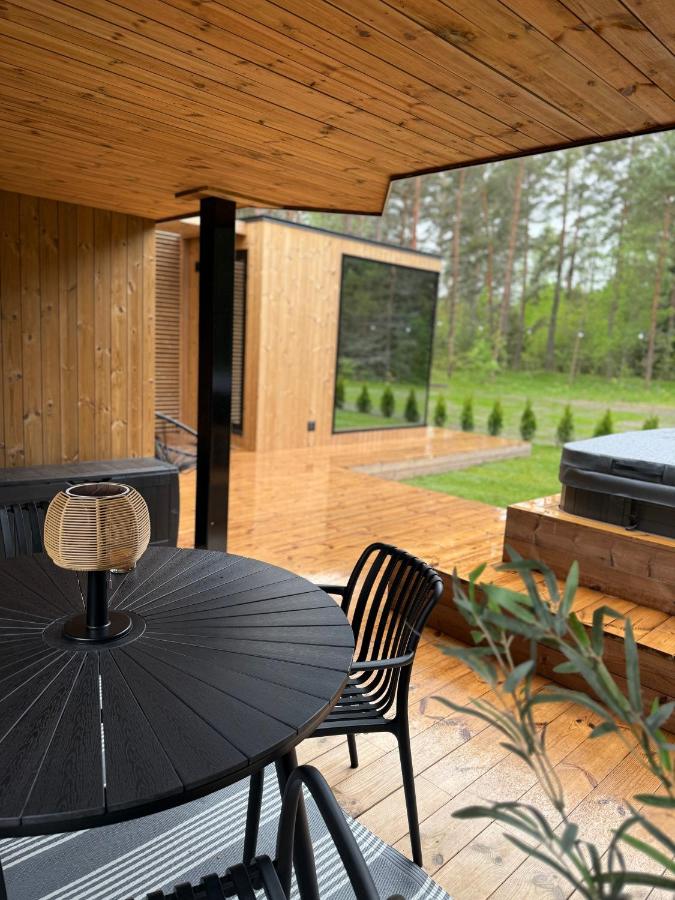 Luxury Tahkuranna villa Pärnu - Bed and Breakfast Laadi