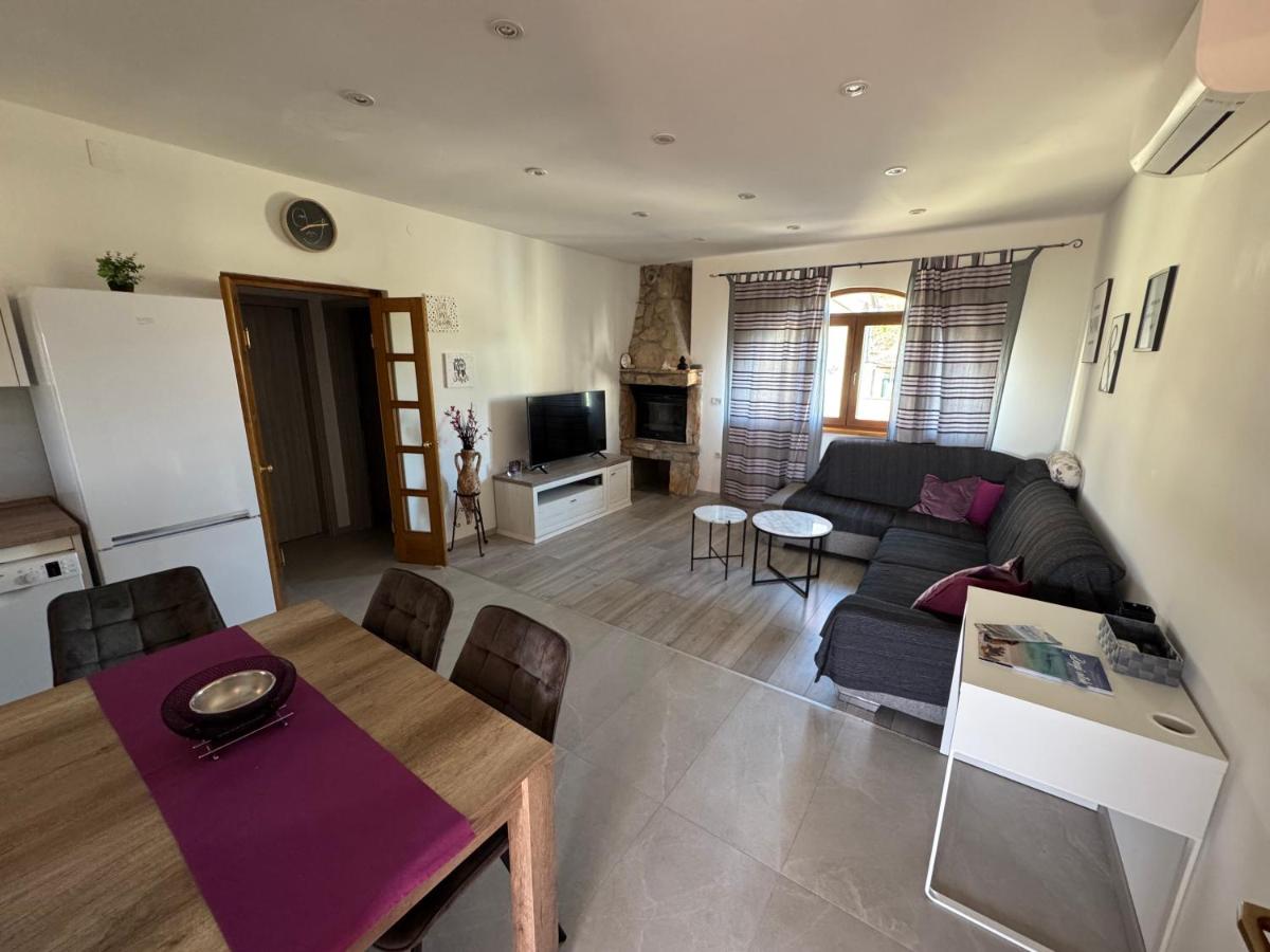 apartment Sali Morić s terasom - Ferienwohnung Sali