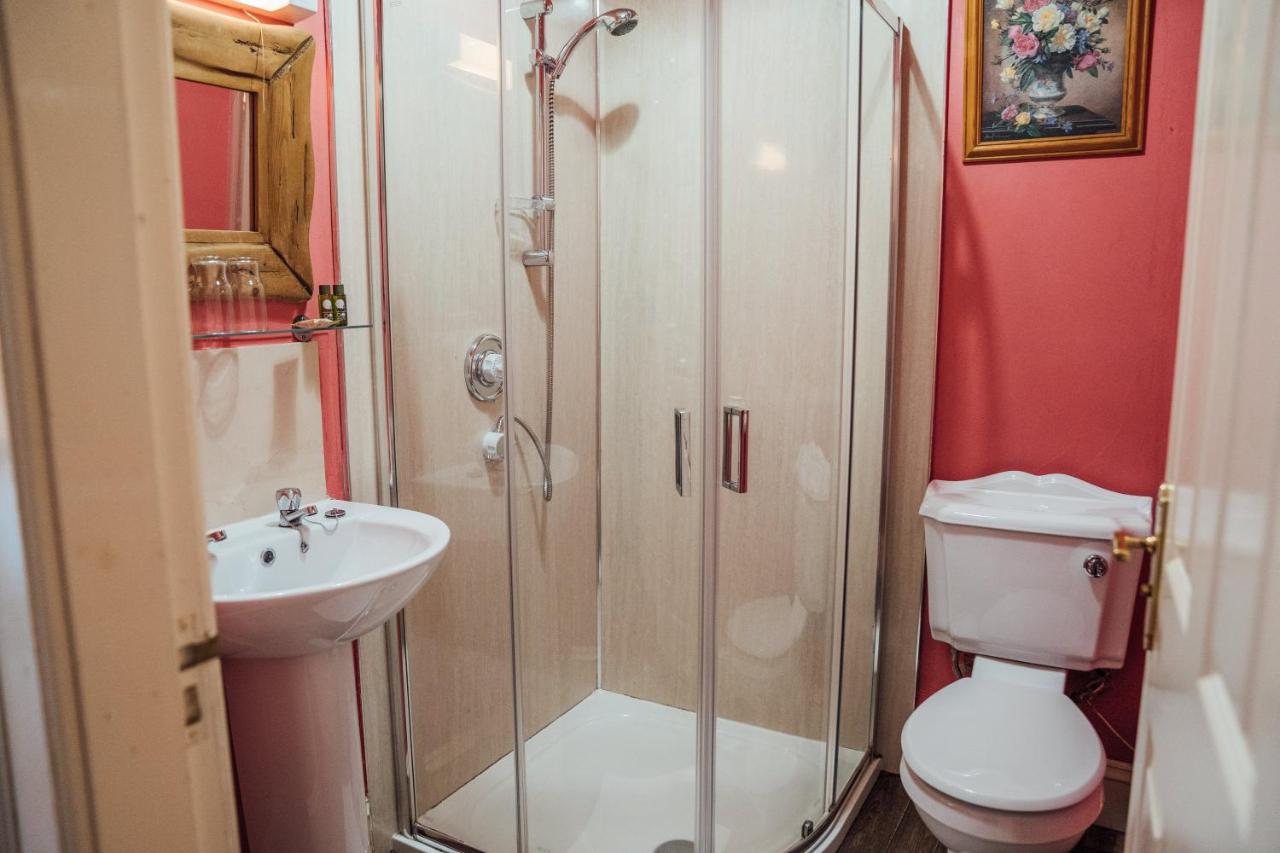 Standard Double Room with En Suite