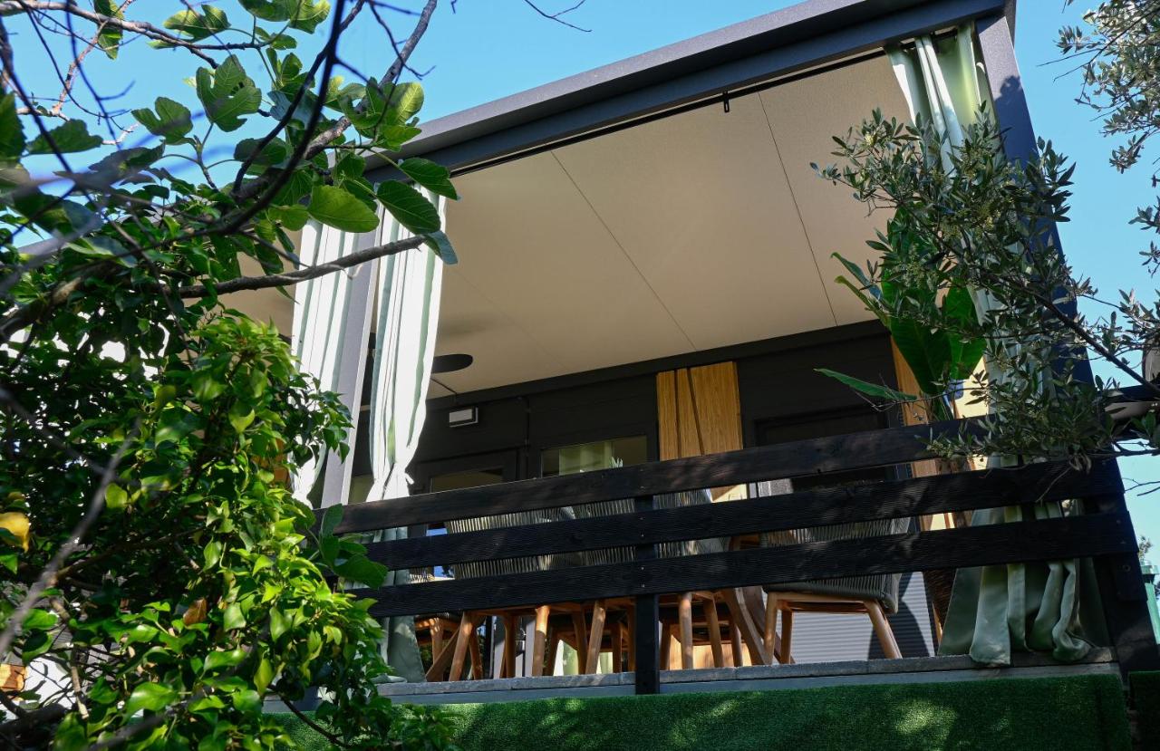 INNOVA TravelVir - Mobhome Benita - B&B Drage