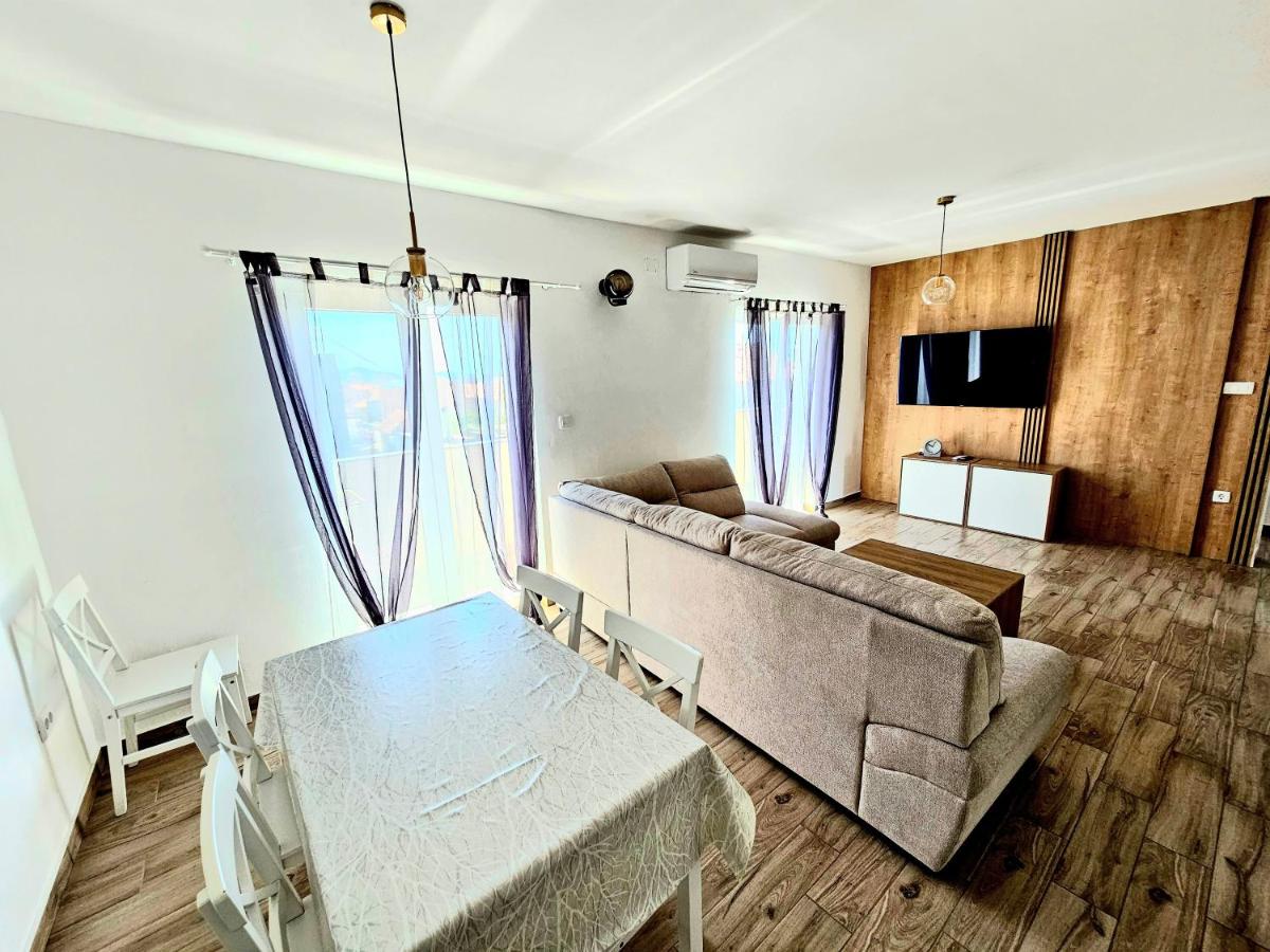 Nina - Ferienwohnung Zadar