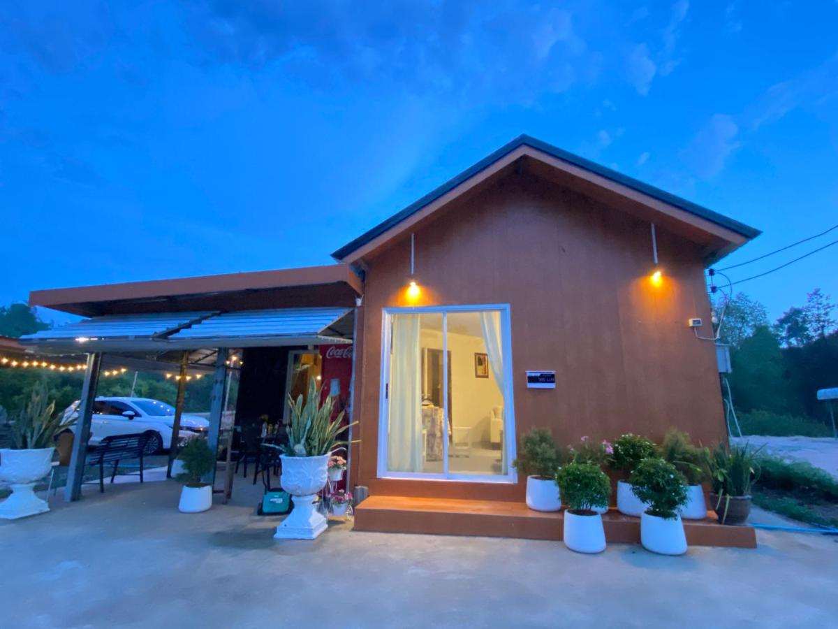 Alisa Villa, Ubon Cottage - B&B Ban Kut Pladuk