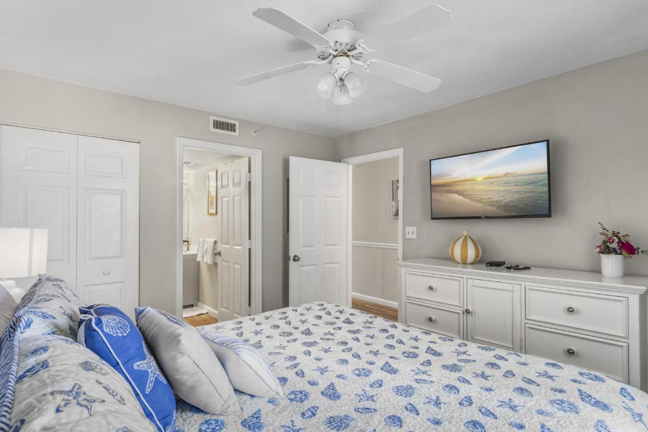 Apartamento de 1 dormitorio con balcón y vistas al mar