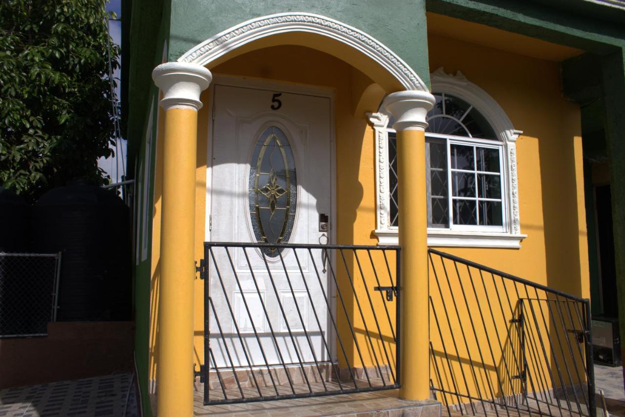 Coke's Vacation Home - B&B