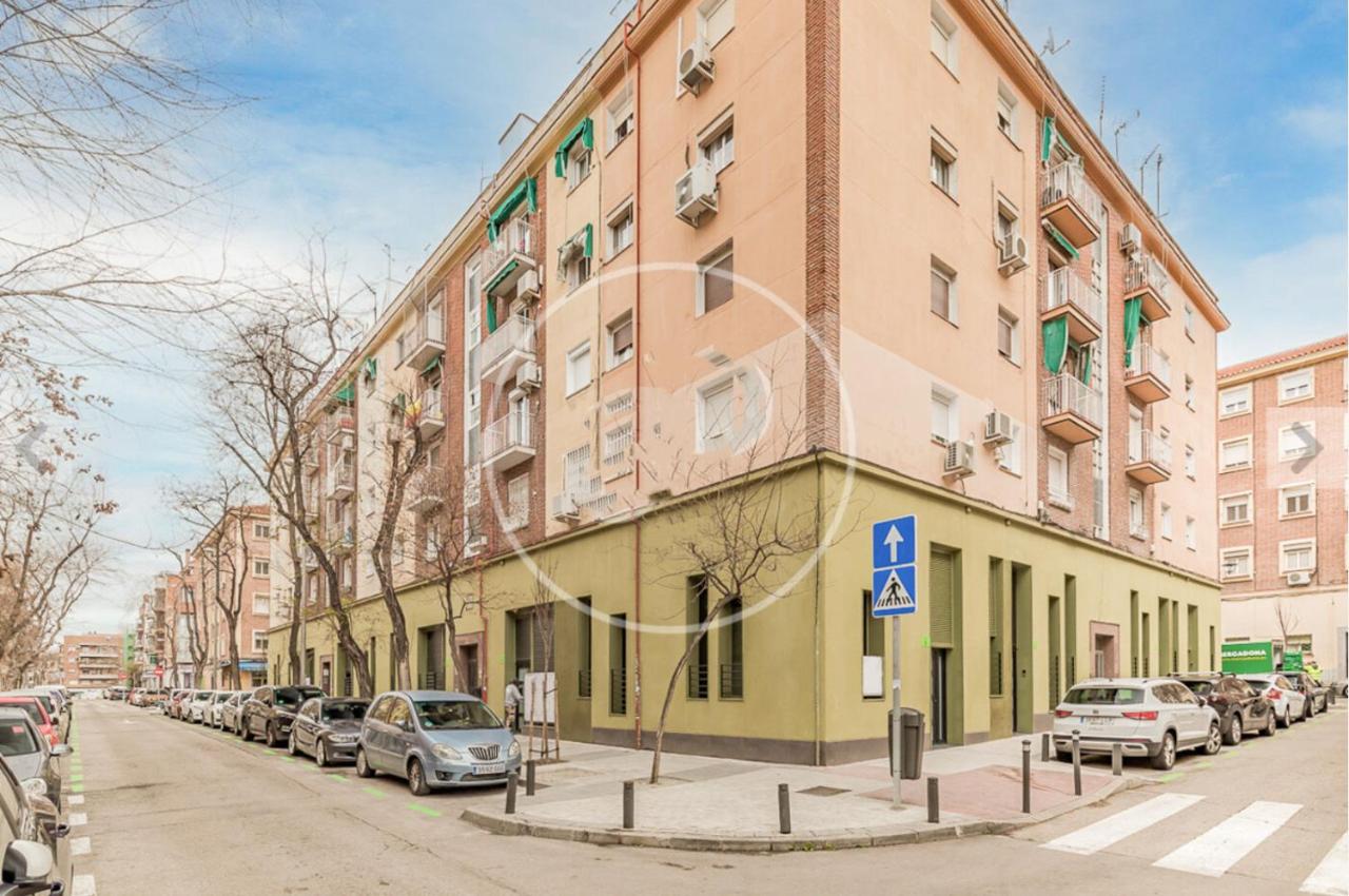 Confort Moderno Encantador Loft Las Ventas - Bed and Breakfast Madrid