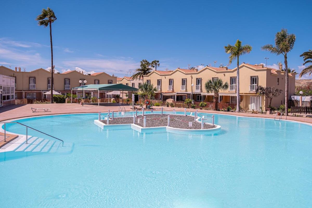 Modern Duplex with Pool and Private Terrace - B&B Maspalomas