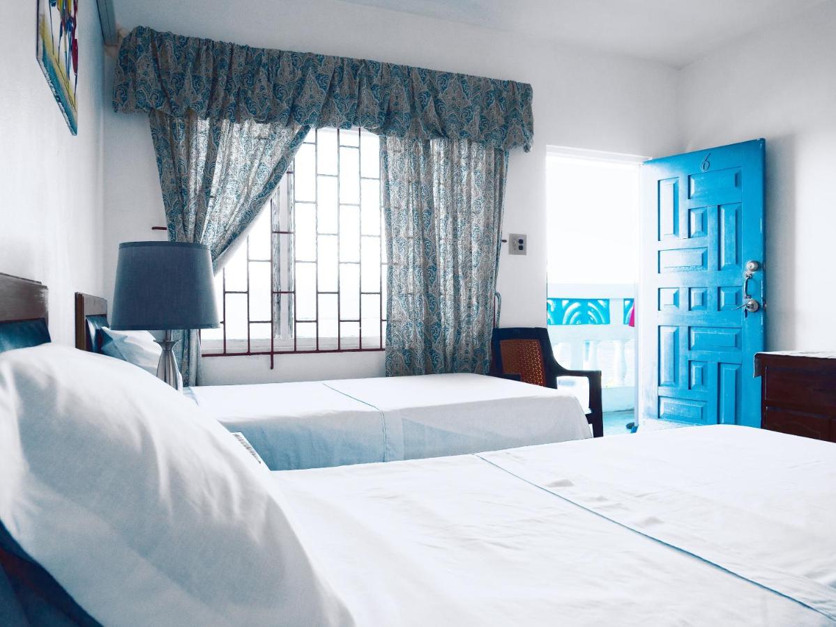 Deluxe Tweepersoonskamer met 2 Aparte Bedden en Uitzicht op Zee