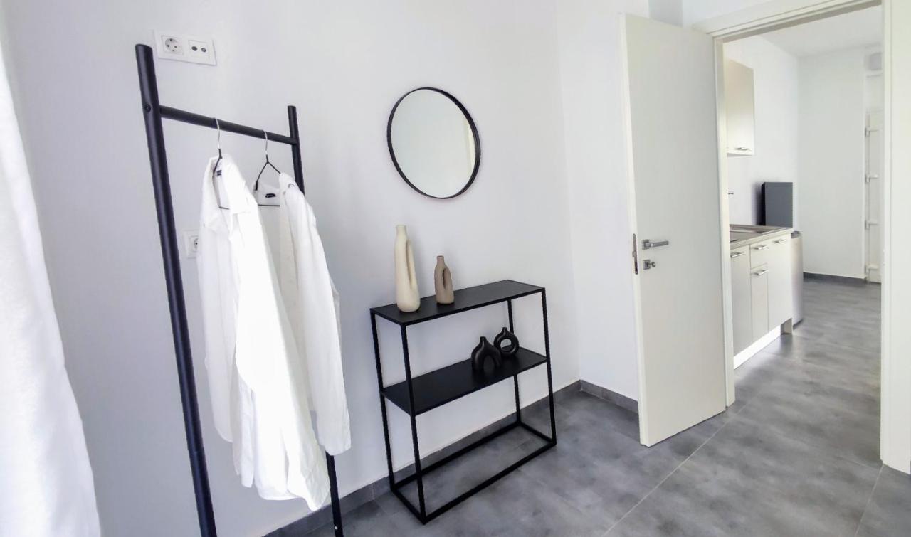 One-Bedroom Deluxe Apartment
