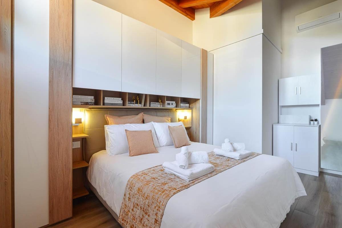 La Divina Mansarda di Milano - B&B Vittuone